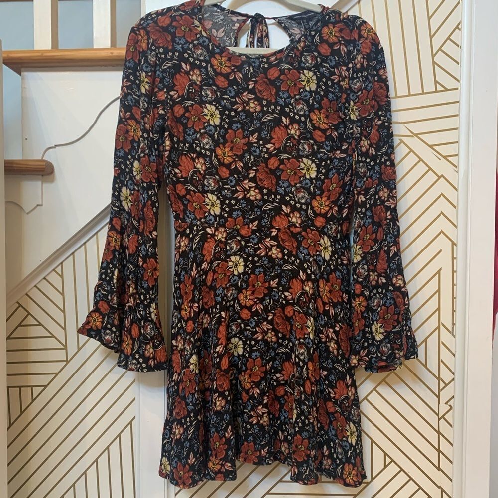 American Eagle Floral Print Dress